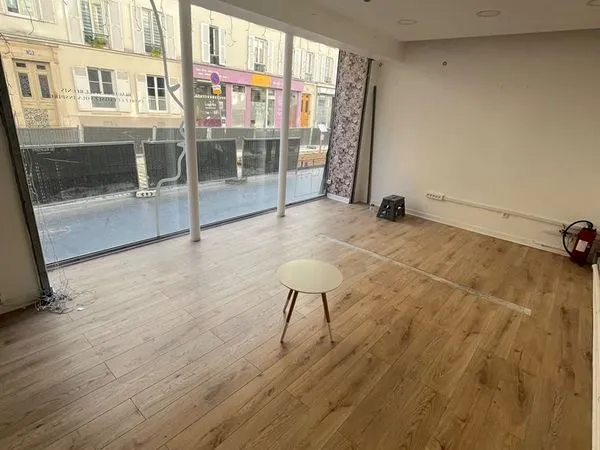 Boutique 50 m² PARIS
