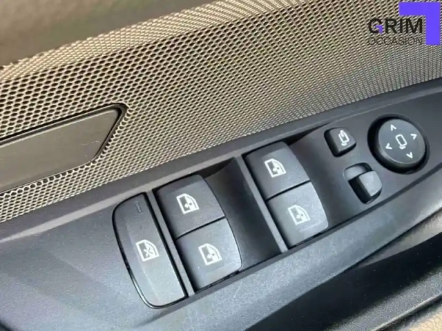 Bmw I4 edrive40 — photo 22