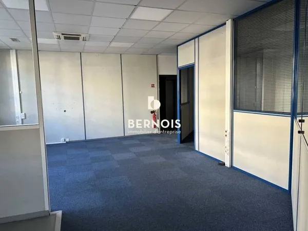 Bureaux 117 m²