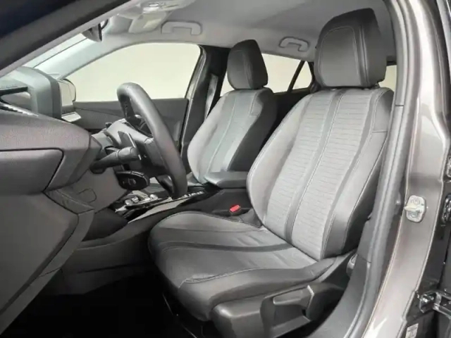Peugeot 2008 1.2 puretech 130ch s&amp;s allure pack eat8 — photo 7