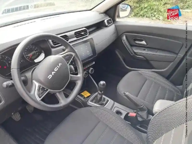 Dacia Duster 1.5 blue dci 115ch journey + 4x2 — photo 15