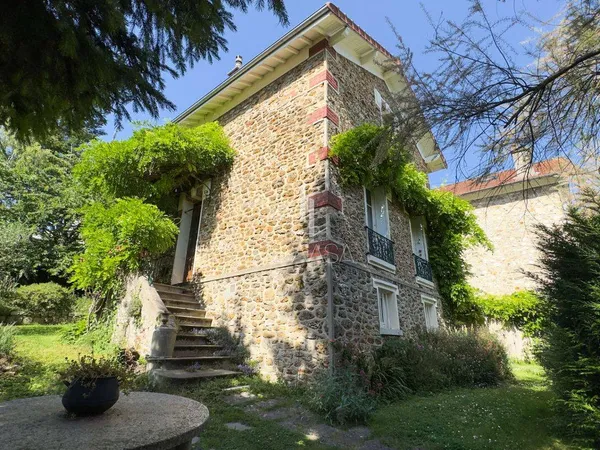 Maison 5 pièces 130 m²