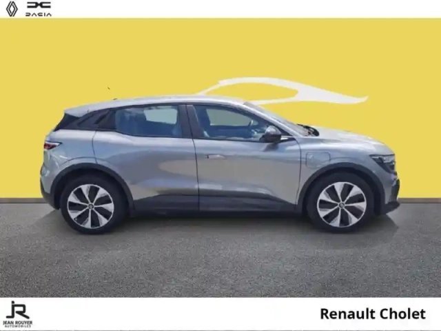 Renault Megane e-tech electric ev60 130ch evolution er super charge -b — photo 13
