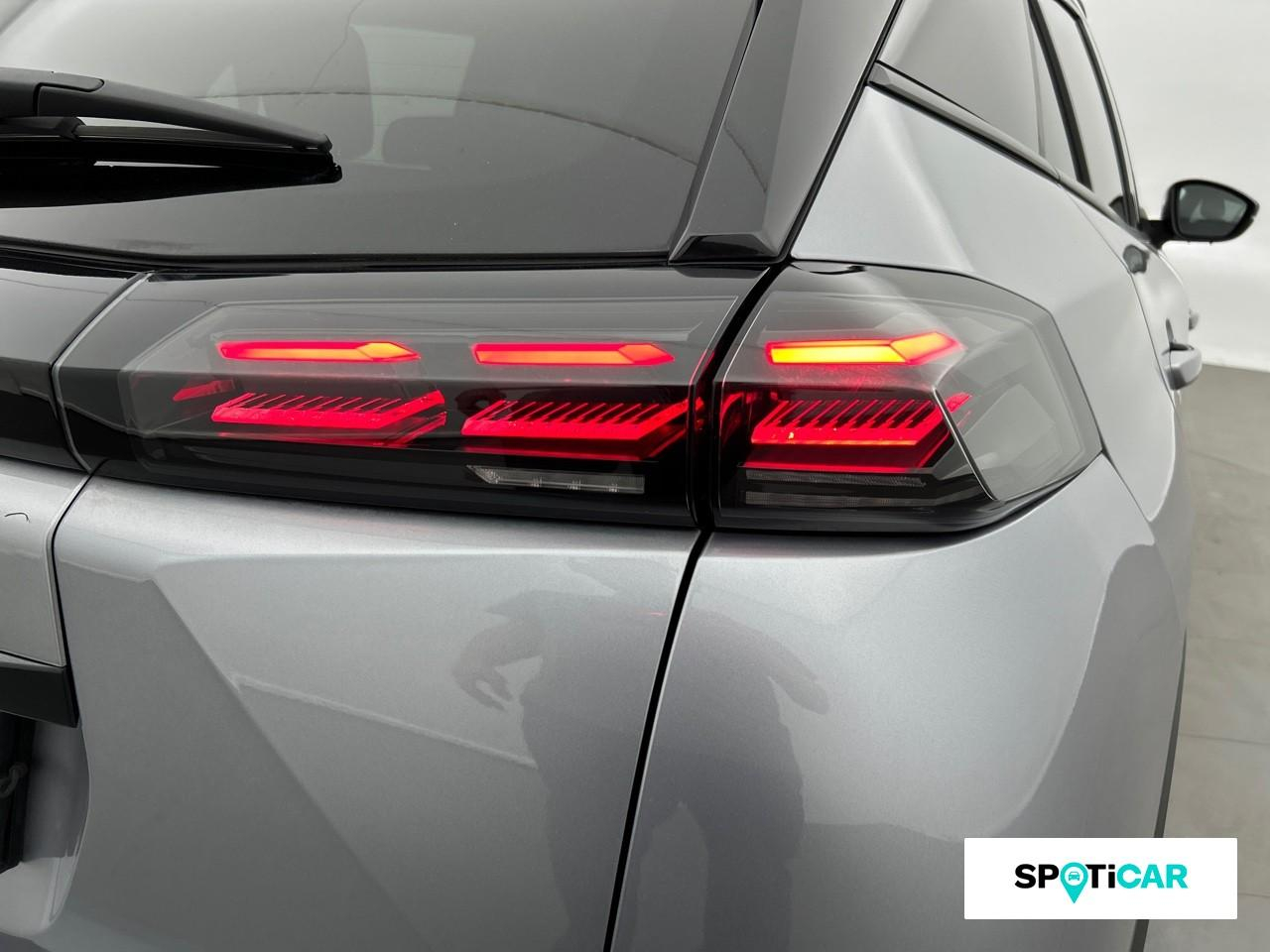 Peugeot 2008 puretech 100 s&s bvm6 allure — photo 17