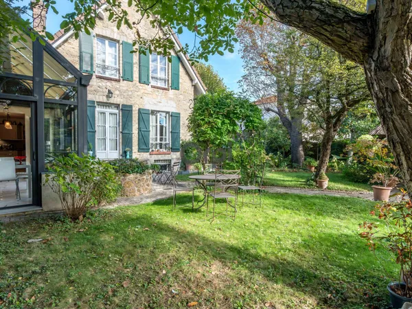Maison 8 pièces 171 m²