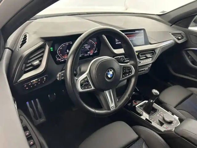 Bmw Serie 1 116i 109 ch — photo 31
