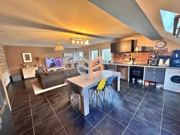 Grand appartement avec 3 chambres proche de la frontière