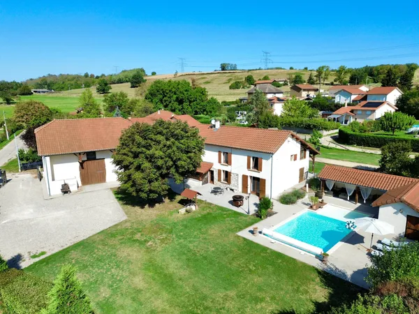 Propriété 8 pièces 315m2, Bourgoin Jallieu