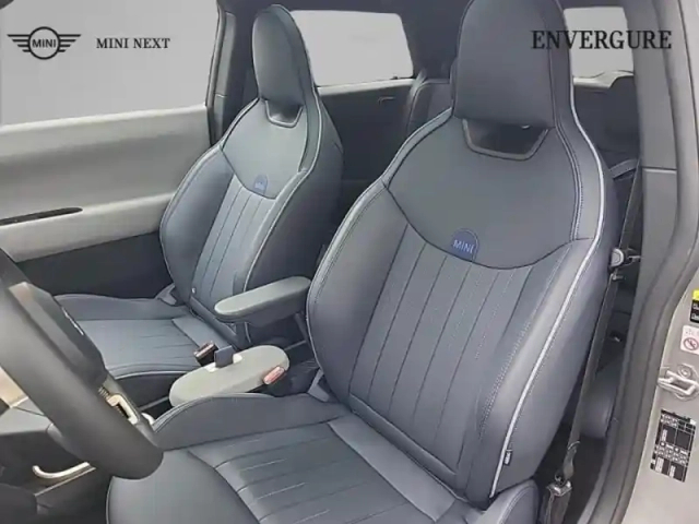 Mini Cooper 3 portes se 218ch favoured — photo 5