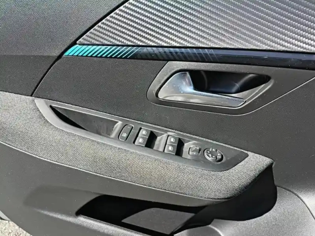 Peugeot 208 100 s&amp;s bvm6 style — photo 20