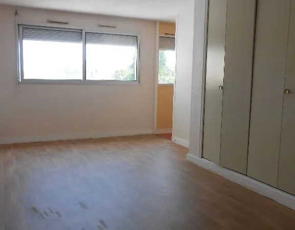 Studio 1 pièce 32 m²