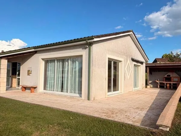 Ancien corps de bâtiment de 240 m² à réinventer