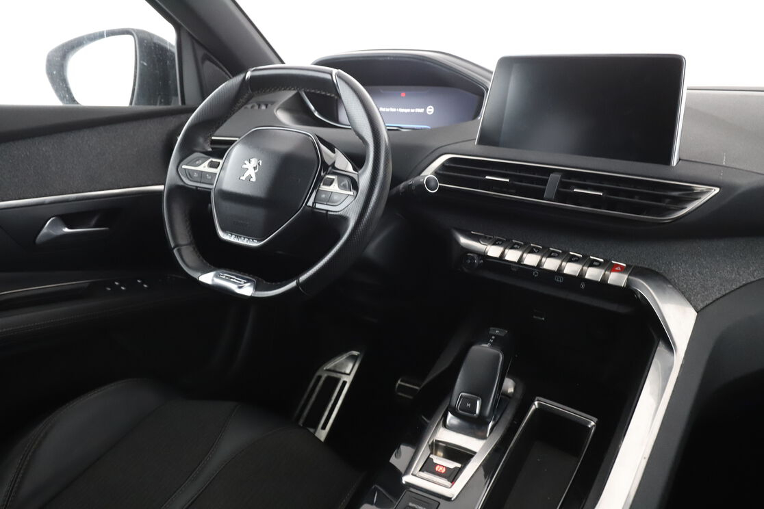 Peugeot 3008 1.2 PureTech GT Line EAT6 — photo 12