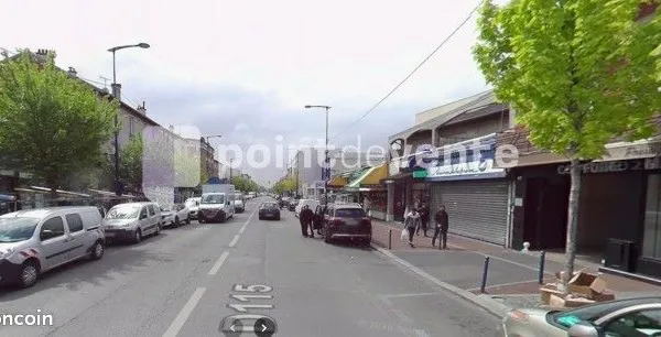 Commerce habillement/textile 100 m²