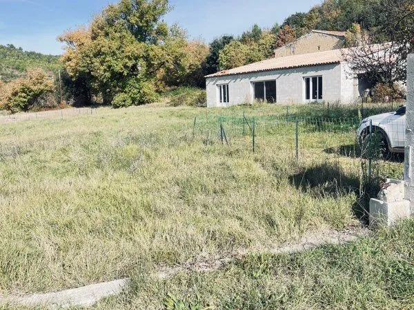 Vends maison à esparron de verdon