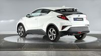 Toyota C-Hr 122h Edition 2WD E-CVT MY22 — photo 8