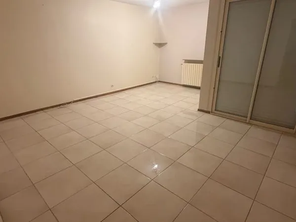 Pont-St-Esprit, Appartement type 3 de 68 m2