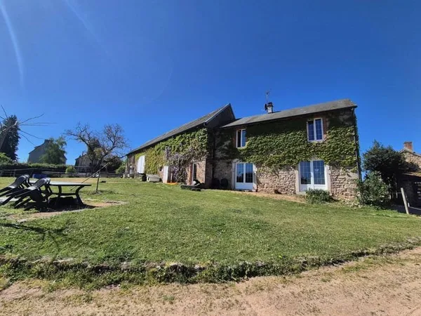 Maison 10 pièces 133 m²