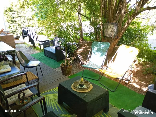 Superbe appartement plein centre avec terrasse en bois très arboree et sécurisée ( prévu si besoin p