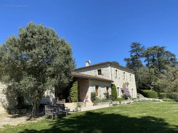 Maison 6 pièces 252 m² à vendre à Castera-Verduzan (32410)