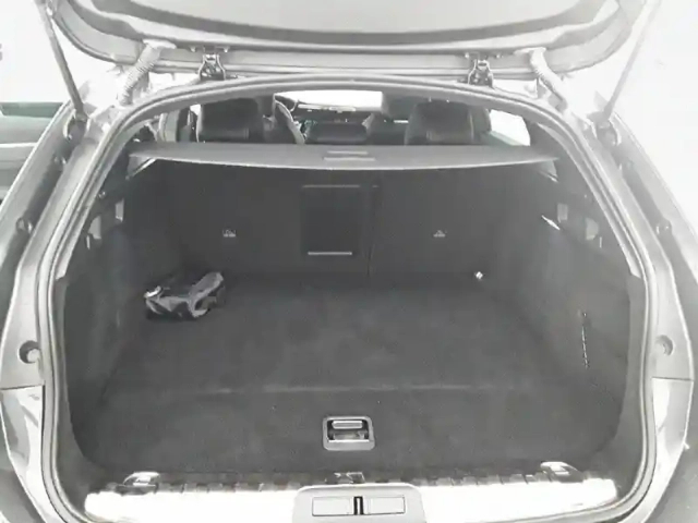 Peugeot 508 sw hybrid 180 e-eat8 — photo 12