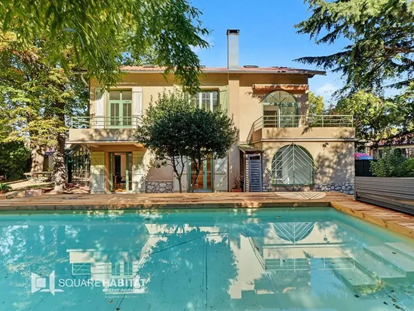 Maison Toulouse 6 pièces 228 m2 avec jardin, piscine, garages et dépendance