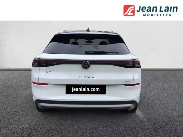 Volkswagen T-Roc 1.5 etsi evo2 hybrid 116 ch dsg7 — photo 24