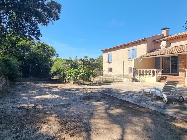 Villa 7 pièces 160 m²