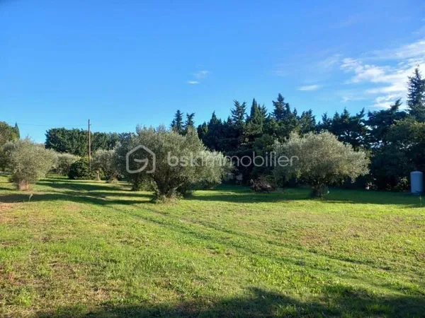 Rare sur le secteur ! Terrain constructible 2376 m²