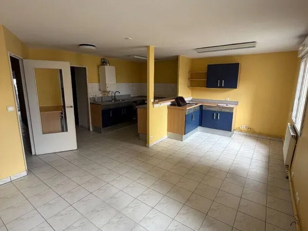 Bureaux 1 pièce 73 m²
