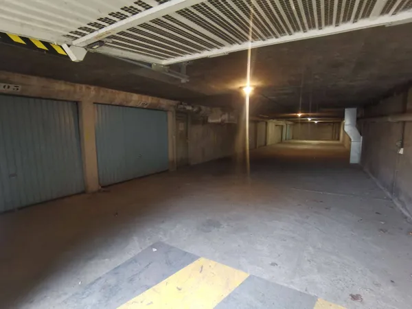 Parking 250 m²