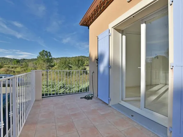 Appartement T3 d'env. 46,58m2 1er et dernier étage, 2 parkin