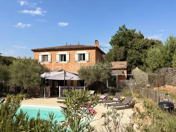 Maison 6 pièces 156 m²