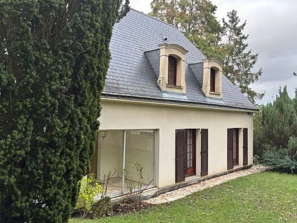 Maison 6 pièces 179 m²