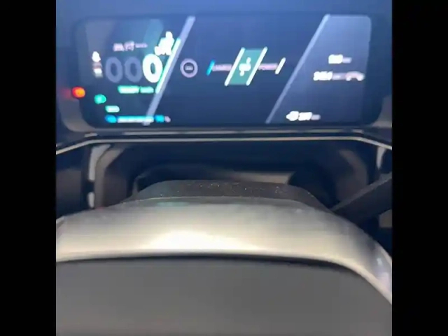Renault 5 renault  e-tech electrique 10 ch autonomie confort — photo 31