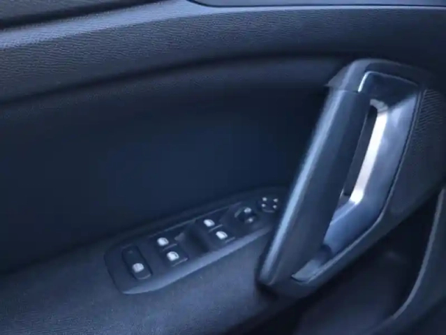 Peugeot 308 ii puretech 110 s&amp;s style — photo 30