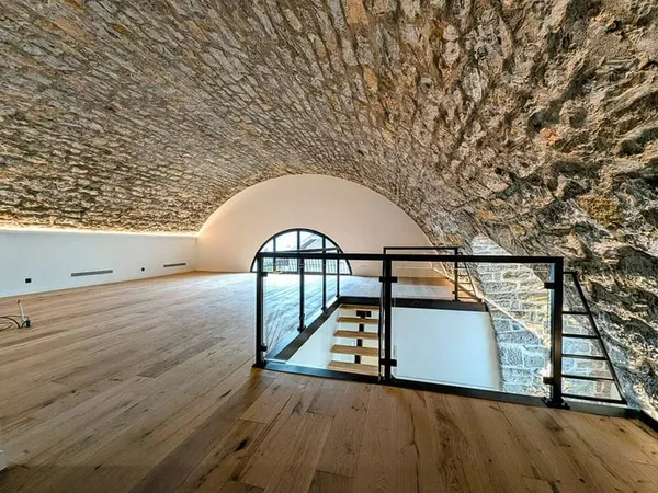 Duplex 5 pièces 166 m²