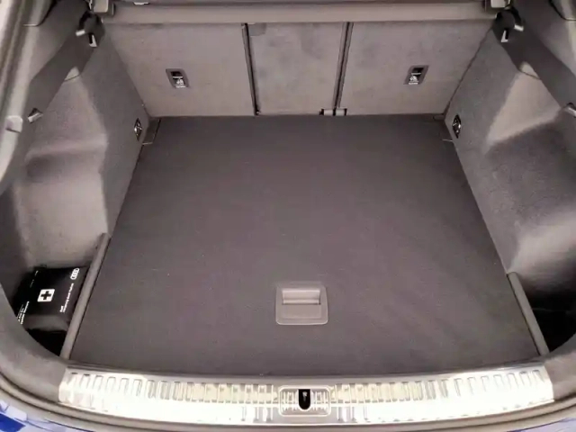 Audi Q3 sportback 35 tfsi 150 ch s tronic 7 — photo 20