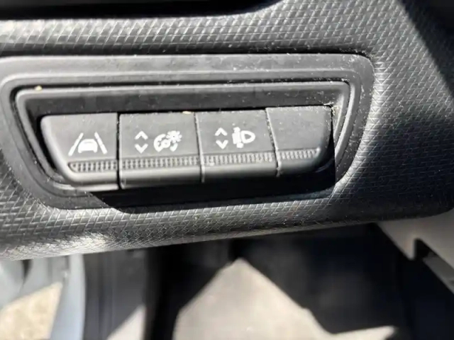 Renault Clio tce 90 — photo 8