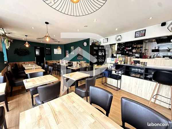 Fonds de commerce crêperie, brasserie 150 m²