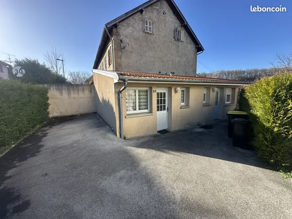 Immeuble 67 m²