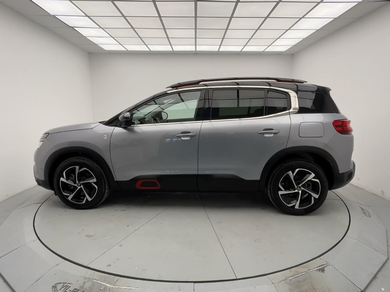 Peugeot 3008 hybrid 225 e-eat8 allure — photo 2
