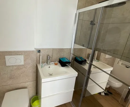Chambre meublee en coloc maison