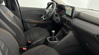 Dacia Sandero 1.0 TCe 90ch Stepway Confort -22 — photo 15