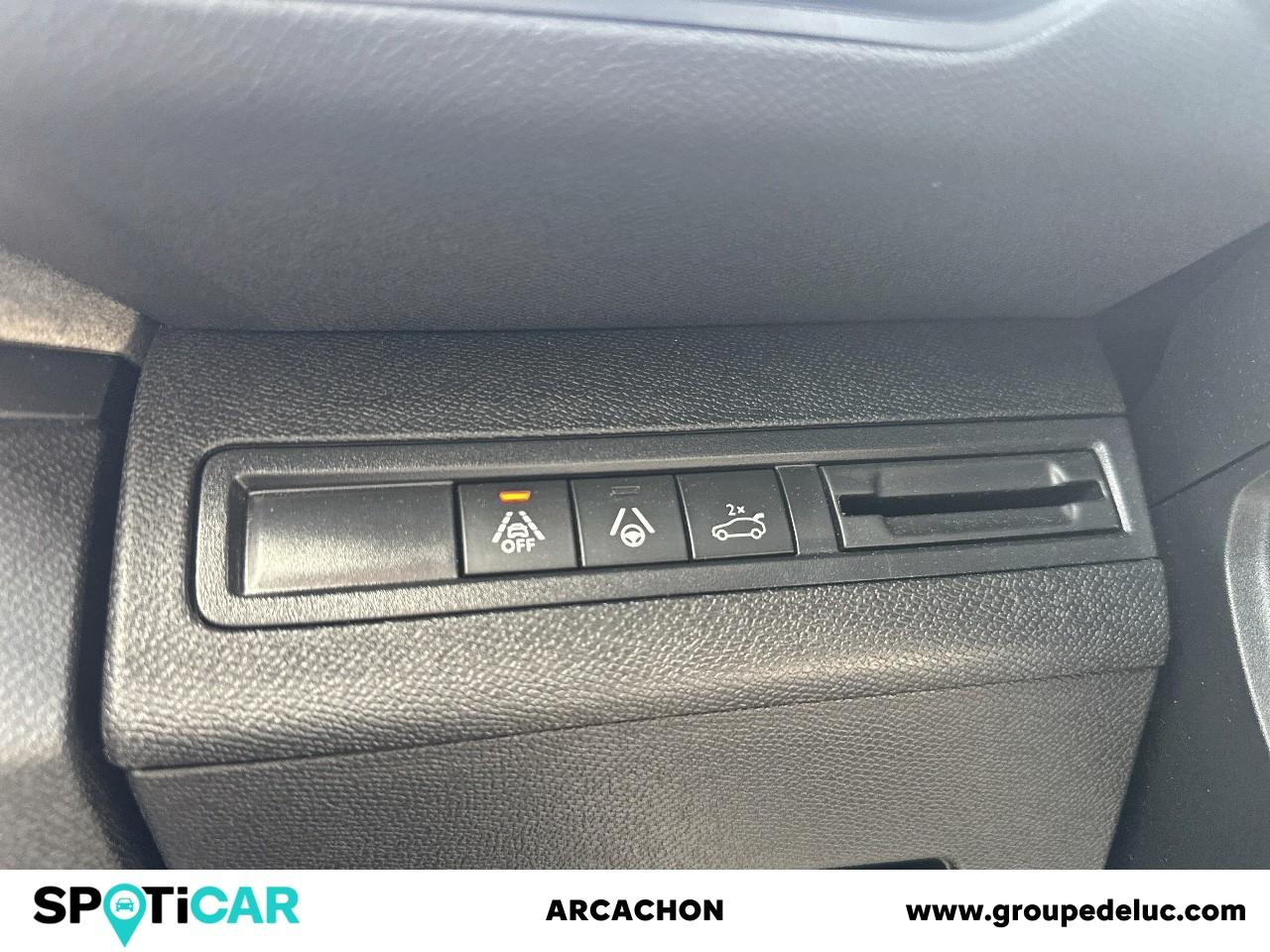 Peugeot 3008 1.2 puretech 130ch s&s gt pack eat8 — photo 37