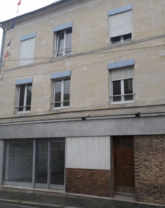 Photo 1