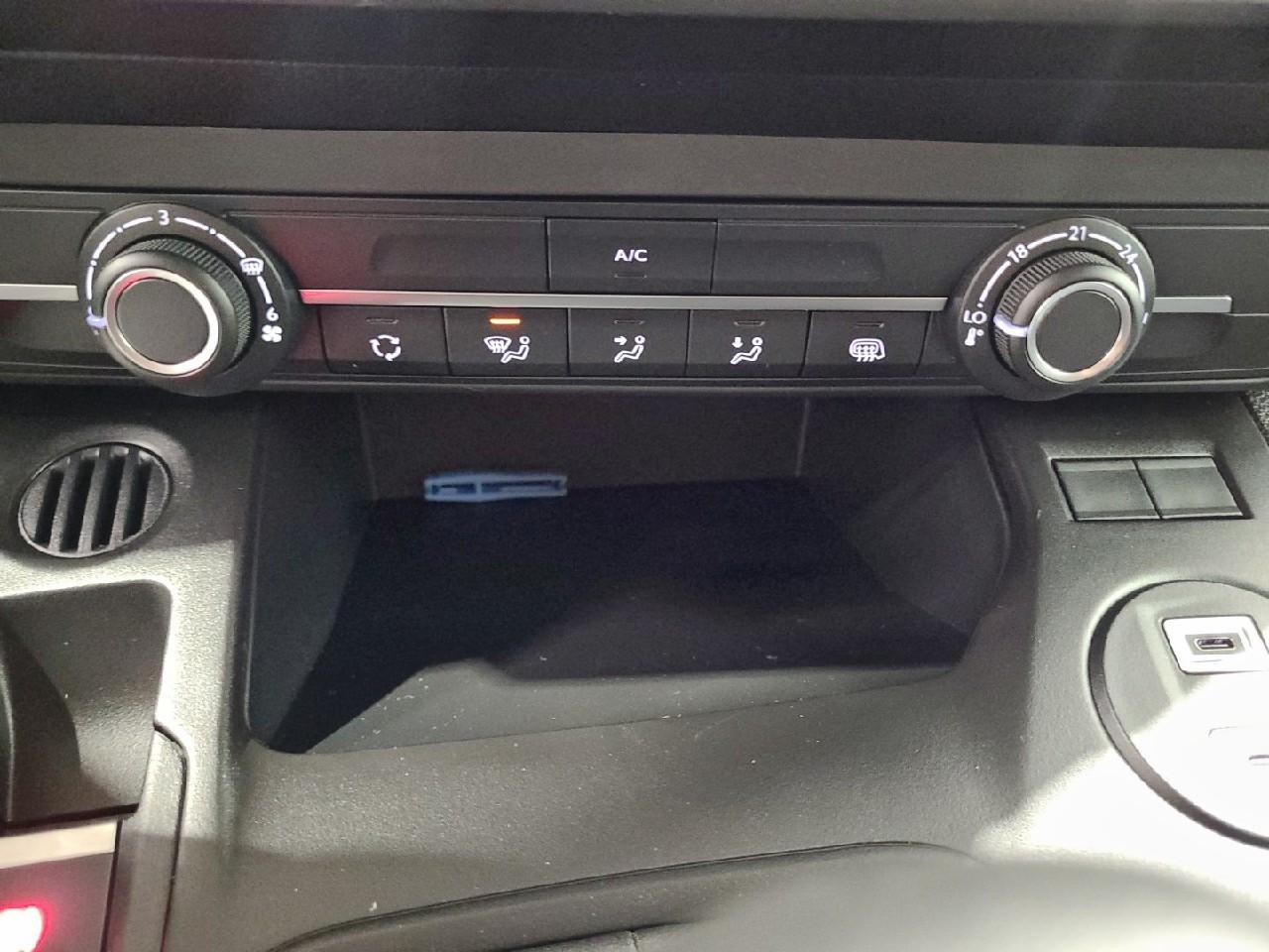 Citroën Berlingo van m diesel 100 ch manuelle — photo 23