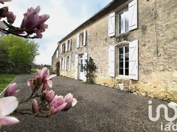 Maison 5 pièces 194 m²
