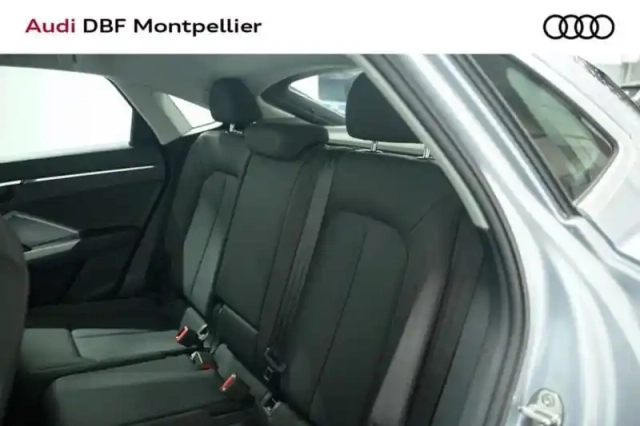 Audi Q3 45 tfsie 245 ch s tronic 6 business line — photo 7