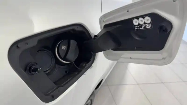 Bmw Serie 2 active tourer 218i 136 ch dkg7 — photo 17
